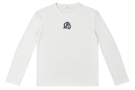 WHITE LONGSLEEVE